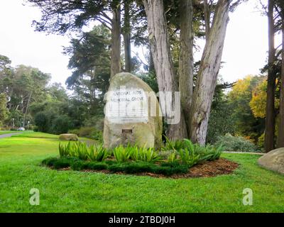 Panneau d'entrée au National AIDS Memorial Grove, Golden Gate Park, San Francisco, Californie Banque D'Images