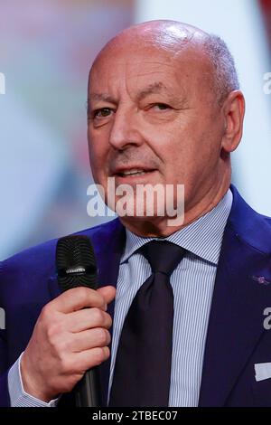 Directeur inter sportif Giuseppe Marotta lors de la neuvième édition des Gazzetta Sports Awards, la cérémonie de remise des prix dédiée aux stars du sport, organisée par la Gazzetta dello Sport à Naples le 6 décembre 2023 à bord du MSC Fantasia. Banque D'Images