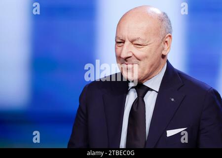 Directeur inter sportif Giuseppe Marotta lors de la neuvième édition des Gazzetta Sports Awards, la cérémonie de remise des prix dédiée aux stars du sport, organisée par la Gazzetta dello Sport à Naples le 6 décembre 2023 à bord du MSC Fantasia. Banque D'Images