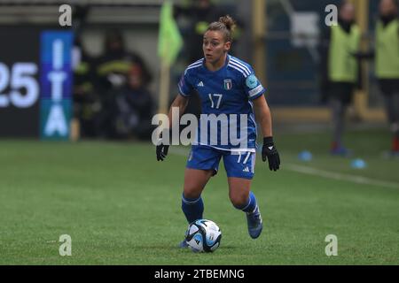 Parme, Italie. 5 décembre 2023. Lisa Boattin d'Italie lors du match de la Ligue des Nations féminines de l'UEFA au Stadio Ennio Tardini, Parme. Le crédit photo devrait se lire : Jonathan Moscrop/Sportimage crédit : Sportimage Ltd/Alamy Live News Banque D'Images