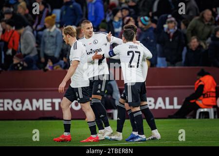 Ernest Muci célèbre après avoir marqué un but lors du match de l'UEFA Europa Conference League 23/24 entre Aston Villa FC et Legia Warszawa à Villa Park, Banque D'Images