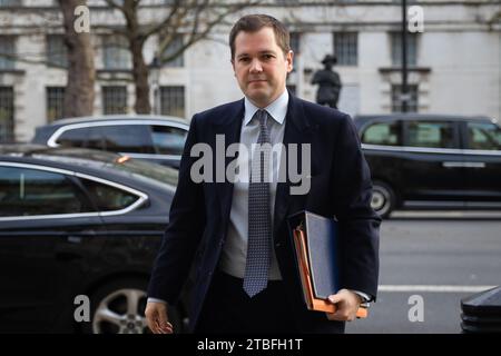 Londres, Royaume-Uni. 29 novembre 2023. Le ministre d'État à l'Immigration Robert Jenrick arrive au bureau du Cabinet à Londres. Jenrick démissionne du cabinet en raison de désaccords avec le projet de loi sur le Rwanda proposé par le governmentÃ. (Image de crédit : © Tejas Sandhu/SOPA Images via ZUMA Press Wire) USAGE ÉDITORIAL SEULEMENT! Non destiné à UN USAGE commercial ! Banque D'Images