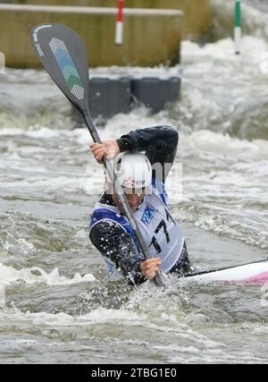 DELAHAYE VINCENT DE TORCY CK 1/2 finale kayak homme Elite lors des championnats de France Slalom et kayak Cross, canoë le 21 octobre 2023 au Stade d'eaux vives de Cesson-Sévigné - photo Laurent Lairys / DPPI Banque D'Images