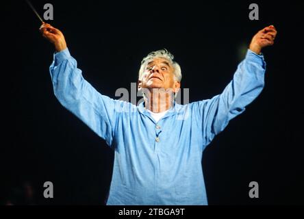 Leonard Bernstein, amerikanischer Komponist, Dirigent und pianiste, in Aktion, Deutschland UM 1988. Banque D'Images