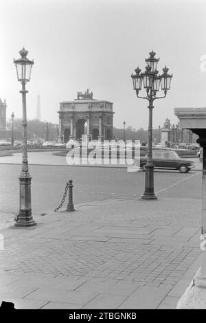 Der Triumphbogen am carrousel du Louvre, Paris 1965. L'Arc de Triomphe au carrousel du Louvre, Paris 1965. Banque D'Images