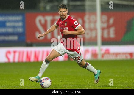 George Evans de Wrexham lors du match de deuxième tour de la Emirates FA Cup sur le terrain de course de Wrexham. Date de la photo : dimanche 3 décembre 2023. Banque D'Images