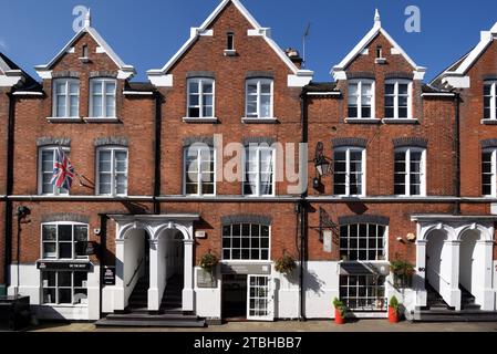 Red Brick Victorian Terraced Townhouses au 58-66 Watergate Street (1852) dans la vieille ville ou quartier historique de Chester Cheshire Angleterre Royaume-Uni Banque D'Images