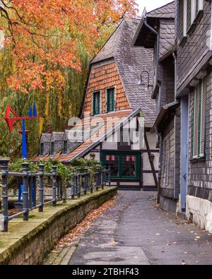 Beau paysage urbain avec bâtiment à colombages à Goslar, Basse-Saxe, Allemagne Banque D'Images