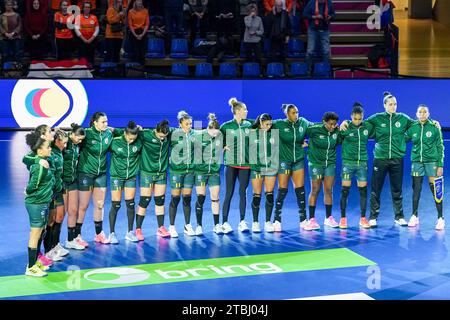 Équipe du Brésil lors du 26e Championnat du monde féminin de l'IHF 2023, main Round IV Handball match entre les pays-Bas et le Brésil le 6 décembre 2023 à Arena Nord à Fredrikshavn, Danemark Banque D'Images