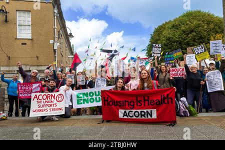 Falmouth, Cornwall, Royaume-Uni - 10.01.22 : assez, c'est suffisant - une manifestation sur le coût de la vie se produit à Falmouth alors que le coût du carburant augmente encore. Banque D'Images