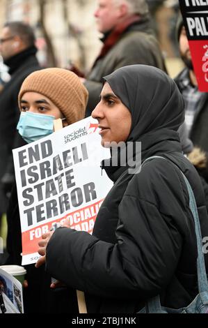 Londres, Royaume-Uni. London School & Uni grève d'un jour, marche de masse des étudiants pour la Palestine appelant à un cessez-le-feu maintenant. Whitehall en face 10 Downing Street. Crédit : michael melia/Alamy Live News Banque D'Images