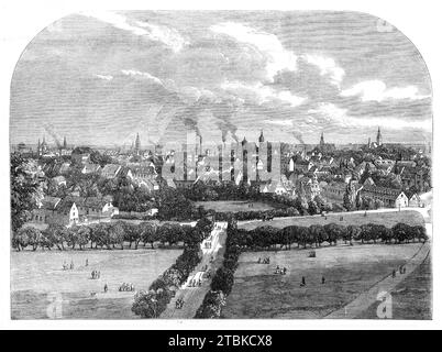 Le couronnement du roi et de la reine de Prusse : vue de K&#xf6;nigsberg depuis la tour de la caserne fortifiée près du Herzogsacker, 1861. 'Cette ville [aujourd'hui Kaliningrad]... était autrefois la capitale de la Russie proprement dite, et longtemps la résidence des électeurs de Brandebourg. Elle se classe toujours comme la troisième ville des dominions prussiens dans l'étendue de la population, ayant plus de 80 000 habitants... le "Manuel des voyageurs sur le continent" de Murray nous fournit les détails suivants concernant cette ville: "La rivière Pregel, sur laquelle Konigsberg est construit, n'est pas suffisamment profonde pour admettre Banque D'Images