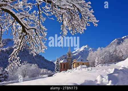 FRANCE, SAVOIE(73) MAURIENNE, SAINT COLOMBAN DES VILLARDS, ÉGLISE Banque D'Images