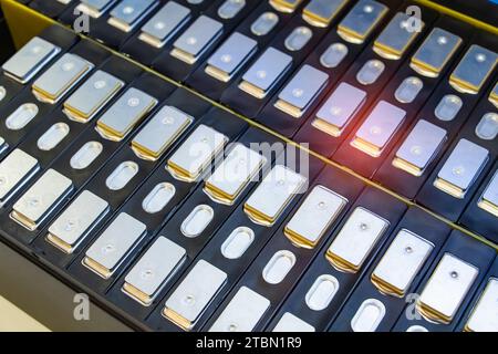 module de batterie au lithium avec bms disponible pour voiture électrique ou centrale de stockage Banque D'Images