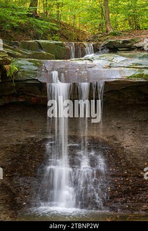 Blue Hen Falls au parc national de Cuyahoga Valley dans l'Ohio, États-Unis Banque D'Images