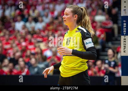 Herning, Danemark. 07 décembre 2023. Althea Reinhardt (16 ans) du Danemark vu lors du match du Championnat du monde de handball IHF 2023 entre le Danemark et le Japon à Jyske Bank Boxen à Herning. (Crédit photo : Gonzales photo/Alamy Live News Banque D'Images