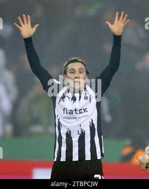 Monchengladbach, Deutschland. 05 décembre 2023. Firo : 05.12.2023, football, football, DFB Cup 2023/2024 Round of 16 VFL Borussia Monchengladbach - VfL Wolfsburg 1:0 Rocco Reitz, Gesture, VfL/dpa/Alamy Live News Banque D'Images