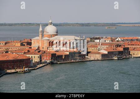 Venise, Italie - 22 juin 2023 : vue imprenable sur l'île de Giudecca. Banque D'Images