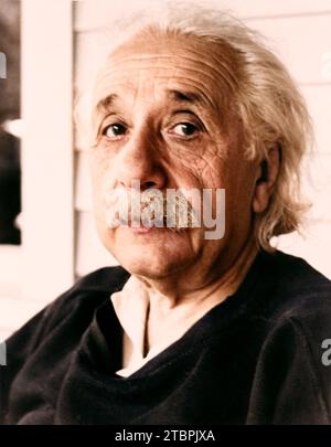 Albert Einstein, portrait tête et épaules, face à gauche. C. 1945. Banque D'Images