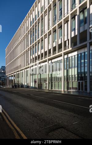 Vue de la ville de Glasgow Collage depuis Cathedral Street. Banque D'Images