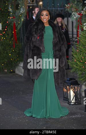 Beverley Knight arrivant pour les Royal Carols - ensemble au service de Noël à l'abbaye de Westminster à Londres. Date de la photo : Vendredi 8 décembre 2023. Banque D'Images