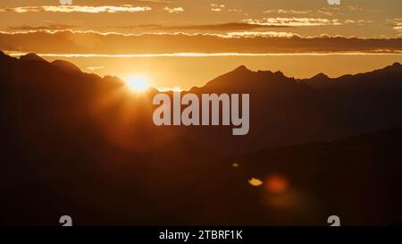 Coucher du soleil dans les Dolomites Banque D'Images