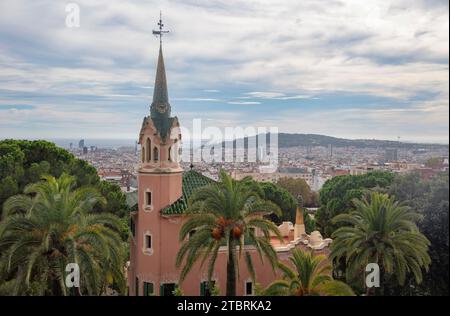 Espagne, Catalogne, Barcelone, Parc Güell, Gaudi Banque D'Images