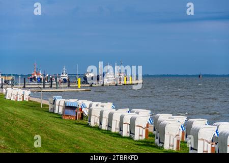 Allemagne, Basse-Saxe, Frise orientale, Wilhelmshaven, South Beach, vue sur la baie de Jade Banque D'Images