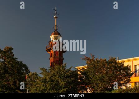 Phare Neufahrwasser et bureau du port, Gdansk, Pologne Banque D'Images