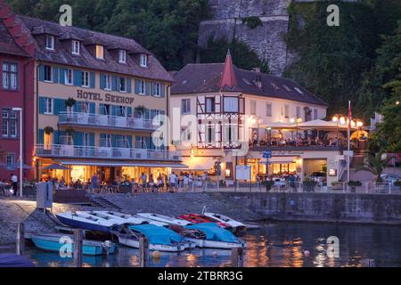 Promenade du lac à Meersburg sur le lac de Constance Banque D'Images