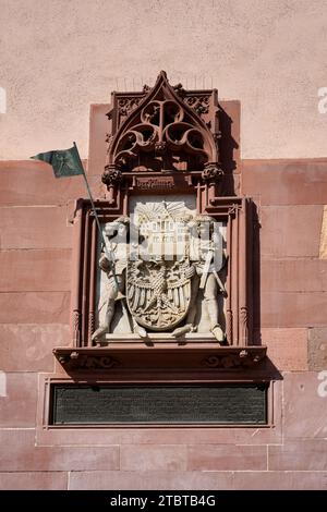 Allemagne, Hesse, Francfort, Vieille ville, Römerberg, Römer, façade, armoiries de la ville, relief Banque D'Images