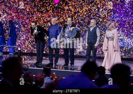 Ambiance lors de la cérémonie de remise du Prix FIA 2023 à Baky le 8 décembre 2023 au Bakou Convention Center à Bakou, Azerbaïdjan Credit : Independent photo Agency/Alamy Live News Banque D'Images