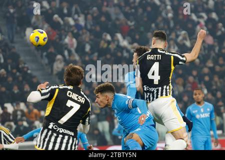 Turin, Piémont, Italie. 8 décembre 2023. Federico Gatti de la Juventus marque son premier gol lors du match de football Serie A Juventus FC - SSC Napoli, Allianz Stadium le 08 décembre 2023 à Turin, en Italie. (Image de crédit : © Ciro de Luca/ZUMA Press Wire) USAGE ÉDITORIAL SEULEMENT! Non destiné à UN USAGE commercial ! Crédit : ZUMA Press, Inc./Alamy Live News Banque D'Images