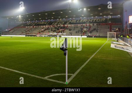 Hambourg, Deutschland. 01 décembre 2023. 2. Bundesliga - FC St. Pauli - Hamburger SV am 01.12.2023 im Millerntor-Stadion in Hamburg Millerntor Stadion Foto : les règlements DFL d'osnapix interdisent toute utilisation de photographies comme séquences d'images et/ou quasi-vidéo Credit : dpa/Alamy Live News Banque D'Images