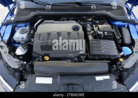 Gros plan du moteur de la voiture, prise de vue en studio Banque D'Images