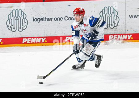 Eishockey DEL - Düsseldorfer EG vs Schwenninger Wild Wings am 08.102.2023 im PSD Bank Dome in Düsseldorf Schwenningens Zach Senyshyn (Nr.89) Foto : osnapix Banque D'Images