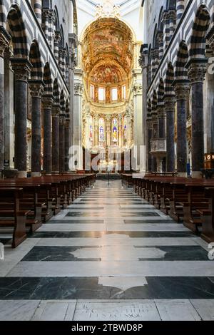 Gênes, Italie - 29 juillet 2022 : Cathédrale Saint-Laurent, (Cattedrale di San Lorenzo) à Gênes, Italie. Banque D'Images