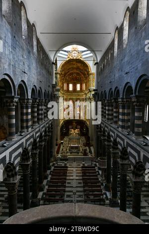 Gênes, Italie - 29 juillet 2022 : Cathédrale Saint-Laurent, (Cattedrale di San Lorenzo) à Gênes, Italie. Banque D'Images