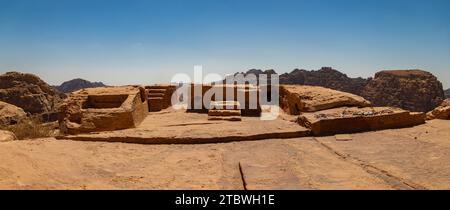 Une photo du Haut-lieu du sacrifice (Petra) Banque D'Images