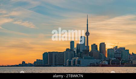 Une photo de Toronto au coucher du soleil Banque D'Images