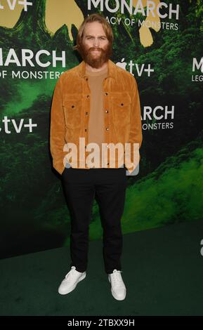 West Hollywood, Californie, États-Unis. 08 décembre 2023. Wyatt Russell assiste à la nouvelle série Apple TV Monarch : Legacy of Monsters, photo call au London West Hollywood à Beverly Hills le 08 décembre 2023 à West Hollywood, en Californie. Crédit : Jeffrey Mayer/JTM photos/Media Punch/Alamy Live News Banque D'Images