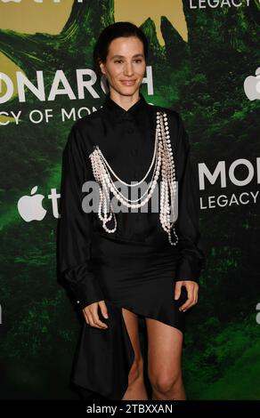 West Hollywood, Californie, États-Unis. 08 décembre 2023. ELISA Lasowski assiste à la nouvelle série Apple TV "Monarch : Legacy of Monsters" photo call au London West Hollywood à Beverly Hills le 08 décembre 2023 à West Hollywood, en Californie. Crédit : Jeffrey Mayer/JTM photos/Media Punch/Alamy Live News Banque D'Images