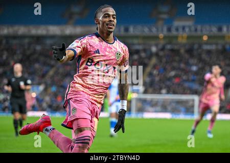 Ewood Park, Blackburn, Royaume-Uni. 9 décembre 2023. Championship football, Blackburn Rovers contre Leeds United ; Crysencio Summerville de Leeds United célèbre marquer le deuxième but 2-0 à la 75e minute Credit : action plus Sports/Alamy Live News Banque D'Images