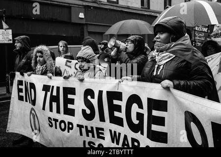 Manifestation pro-palestinienne organisée à Glasgow le 9 décembre 2023 par la Coalition Stop the War Banque D'Images