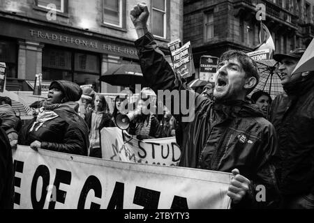 Manifestation pro-palestinienne organisée à Glasgow le 9 décembre 2023 par la Coalition Stop the War Banque D'Images