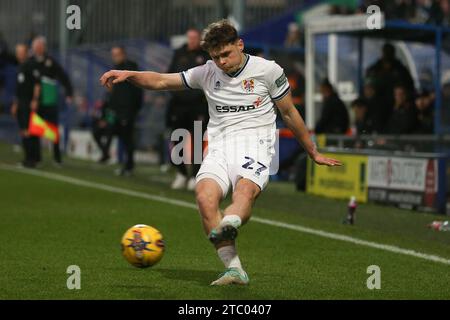 Birkenhead, Royaume-Uni. 09 décembre 2023. Connor Wood de Tranmere Rovers en action. EFL Skybet football League Two Match, Tranmere Rovers v Newport County à Prenton Park, Birkenhead, Wirral le samedi 9 décembre 2023. Cette image ne peut être utilisée qu'à des fins éditoriales. Usage éditorial uniquement, .pic par Chris Stading/ crédit : Andrew Orchard photographie sportive/Alamy Live News Banque D'Images