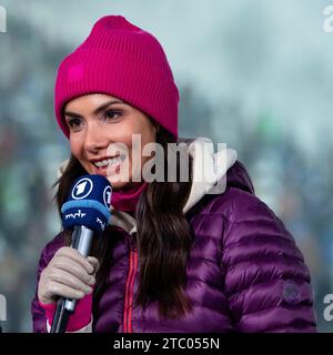 Lea Wagner (ARD MDR Sportschau TV Moderatorin, Sportjournalistin), GER, FIS Viessmsann Skisprung Weltcup Klingenthal, Einzel springen 09.12.2023 photo : Eibner-Pressefoto/Michael Memmler Banque D'Images