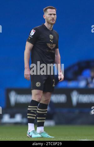 Reading, Royaume-Uni. 09 décembre 2023. Jamie McCart #26 de Barnsley lors du match Sky Bet League 1 Reading vs Barnsley au Select car Leasing Stadium, Reading, Royaume-Uni, le 9 décembre 2023 (photo de Gareth Evans/News Images) à Reading, Royaume-Uni le 12/9/2023. (Photo Gareth Evans/News Images/Sipa USA) crédit : SIPA USA/Alamy Live News Banque D'Images