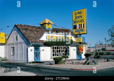 Long John Silver's Restaurant, Yuma, Arizona, États-Unis, John Margolies Roadside America Photograph Archive, 2003 Banque D'Images