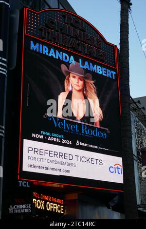Los Angeles, Californie, États-Unis 9 décembre 2023 chanteuse Miranda Lambert Marquee signe sur Hollywood Blvd le 9 décembre 2023 à Los Angeles, Californie, États-Unis. Photo de Barry King/Alamy stock photo Banque D'Images